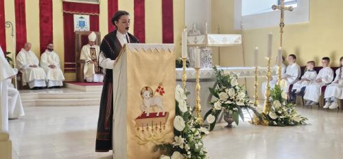 Svečano proslavljena svetkovina Tijelova u Gospiću