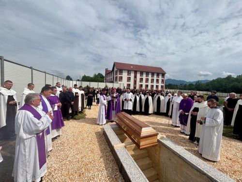 U Gospiću ispraćena s. Ivana od Presvetog Srca Isusova i Marijna OCD