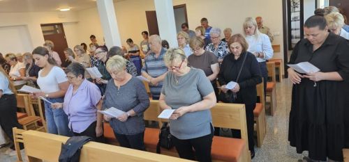 Svetkovina Presvetog Srca Isusova proslavljena u samostanu sestara karmelićanki u Gospiću Svetkovina Presvetog Srca Isusova proslavljena u samostanu sestara karmelićanki u Gospiću
