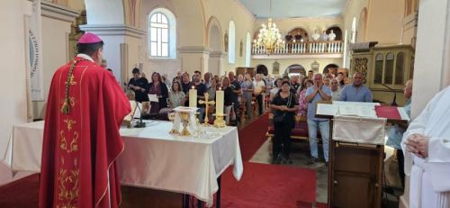 Biskup Marko Medo predvodio proslavu sv. Jakova apostola u Donjim Pazarištima Biskup Marko Medo predvodio proslavu sv. Jakova apostola u Donjim Pazarištima