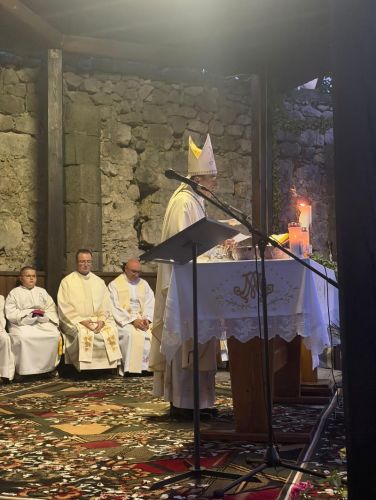 U Svetištu Gospe od Čudesa u Oštarijama svečano je proslavljeno bdijenje uoči svetkovine Uznesenja Blažene Djevice Marije – Velike Gospe