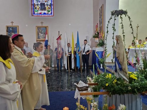 U Brinju proslavljena Velika Gospa, Uznesenje Blažene Djevice Marije U Brinju proslavljena Velika Gospa, Uznesenje Blažene Djevice Marije