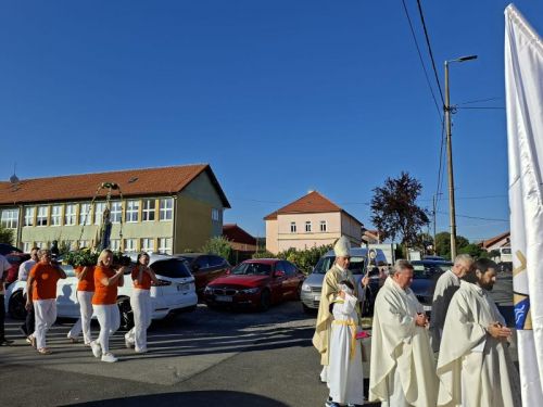 U Brinju proslavljena Velika Gospa, Uznesenje Blažene Djevice Marije U Brinju proslavljena Velika Gospa, Uznesenje Blažene Djevice Marije
