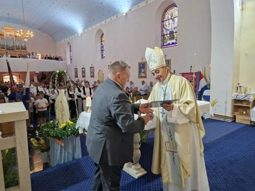 U Brinju proslavljena Velika Gospa, Uznesenje Blažene Djevice Marije U Brinju proslavljena Velika Gospa, Uznesenje Blažene Djevice Marije