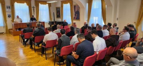 U Gospiću održana rujanska svećenička rekolekcija i sjednica Prezbiterskog vijeća