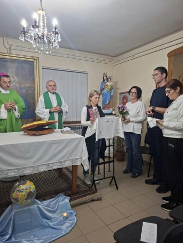 Vjeroučitelji Gospićko-senjske biskupije okupili se na stručnom vijeću i duhovnim vježbama u Ličkom Osiku Vjeroučitelji Gospićko-senjske biskupije okupili se na stručnom vijeću i duhovnim vježbama u Ličkom Osiku
