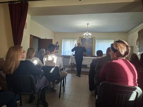 Vjeroučitelji Gospićko-senjske biskupije okupili se na stručnom vijeću i duhovnim vježbama u Ličkom Osiku Vjeroučitelji Gospićko-senjske biskupije okupili se na stručnom vijeću i duhovnim vježbama u Ličkom Osiku
