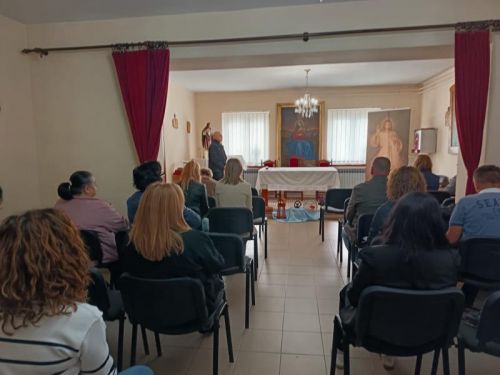 Vjeroučitelji Gospićko-senjske biskupije okupili se na stručnom vijeću i duhovnim vježbama u Ličkom Osiku Vjeroučitelji Gospićko-senjske biskupije okupili se na stručnom vijeću i duhovnim vježbama u Ličkom Osiku