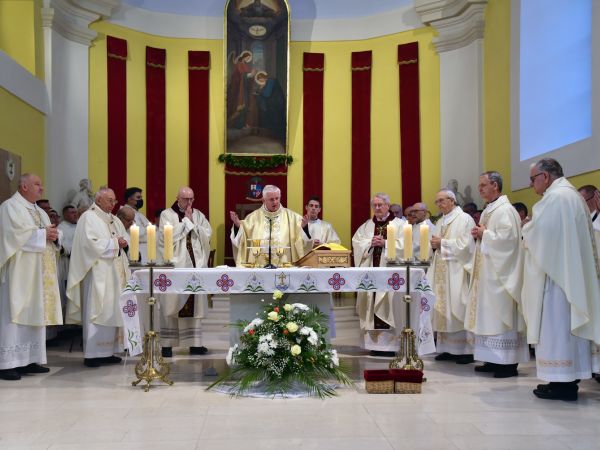 Svečanim misnim slavljem proslavljena svetkovina Blagovijesti u Gospiću