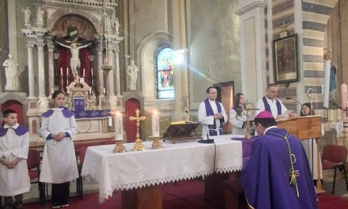 Gospićko-senjska biskupija - KANONSKA VIZITACIJA BISKUPA MARKA MEDE U GOSPIĆKOM DEKANATU