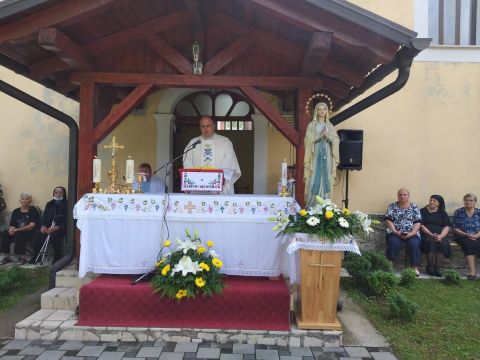 Gospićko-senjska biskupija - Zavalje: proslavljena svetkovina Uznesenja BDM