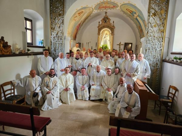 Održano osmo hodočašće svećenika Gospićko-senjske biskupije Majci Božjoj Krasnarskoj