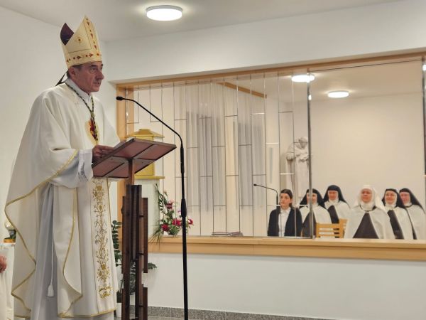 Proslavljen spomendan svete Male Terezije u samostanu Presvetog Srca u Gospiću