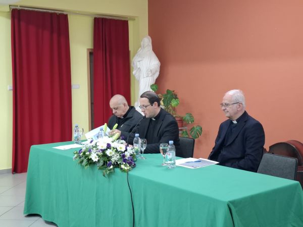 U Pastoralnom centru u Ličkom Osiku održan godišnji susret Caritasovih djelatnika i volontera: naglasak na poruci papinske pobudnice Dilexi te