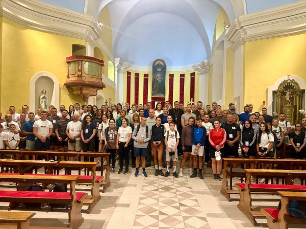 Gospićani krenuli na 34. zahvalno hodočašće Majci Božjoj od Krasna