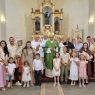 Biskup mons. Marko Medo krstio peto i šesto dijete u Ličkom Osiku
