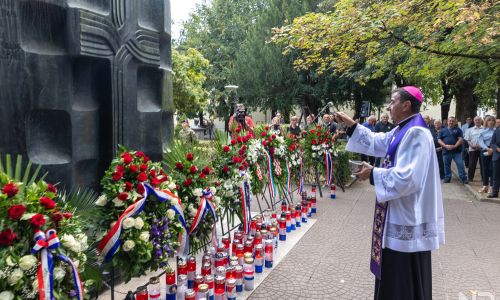 Gospićko-senjska biskupija - U Gospiću obilježena 33. obljetnica vojno-redarstvene operacije „Medački džep“