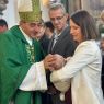 Biskup Marko Medo krstio šesto i sedmo dijete dviju obitelji u Ogulinu i blagoslovio plodove zemlje