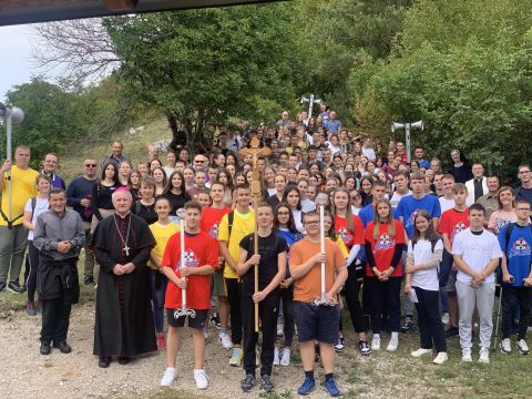 Gospićko-senjska biskupija - Biskupijski susret mladih u Smiljanu