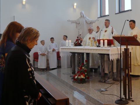 Gospićko-senjska biskupija - PRVA PROSLAVA SVETKOVINE SRCA ISUSOVA U SAMOSTANU KARMELIĆANKI U GOSPIĆU