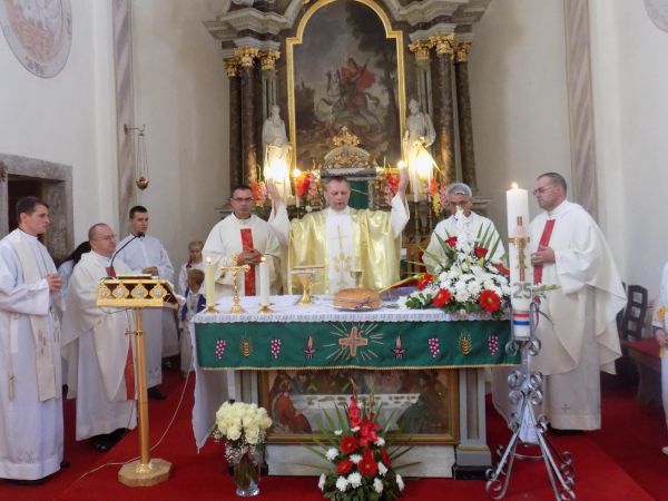 Vlč. Ante Luketić proslavio 25 godina svećeništva