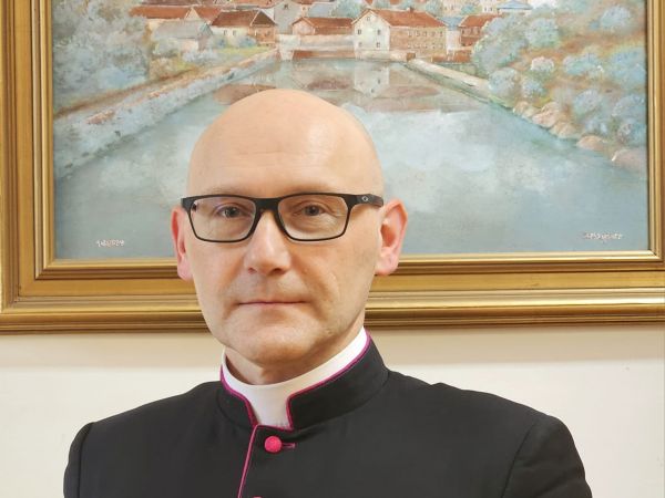 Čestitka mons. Pavlića biskupu Medi