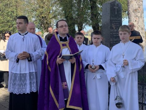 Gospićko-senjska biskupija - Proslava svetkovine Svih svetih