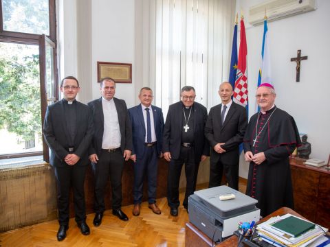 Gospićko-senjska biskupija - Kardinal Vinko Puljić u posjetu Gospiću